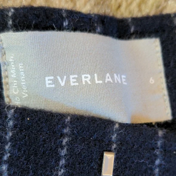 EVERLANE The ReWool® Way-High Drape Pinstripe Pant - Picture 12 of 13